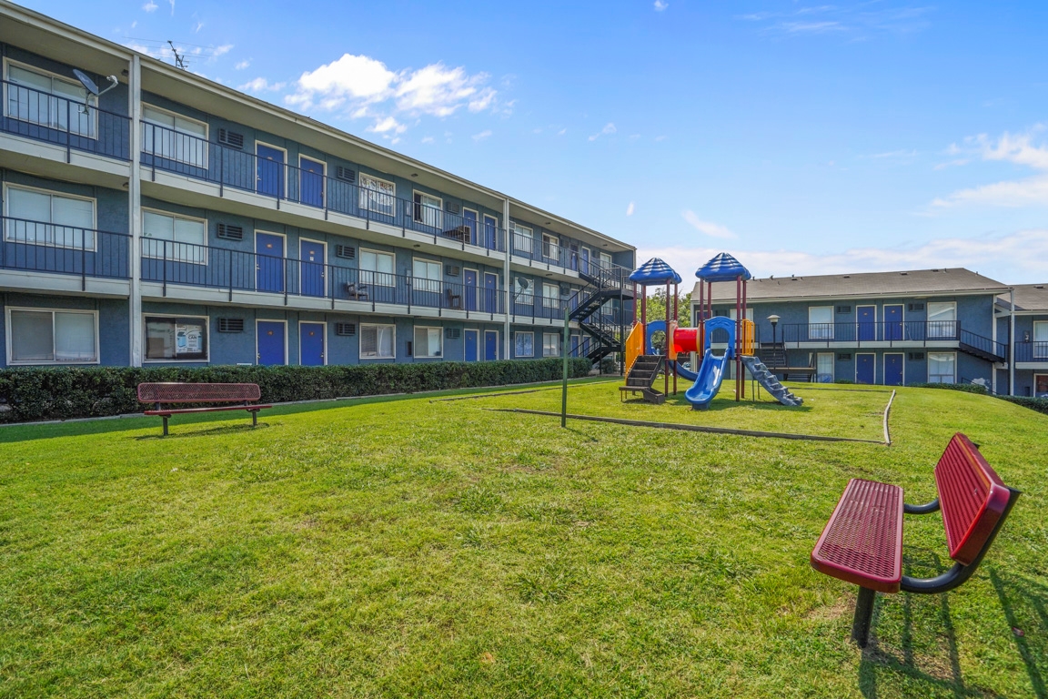 Villas at Sierra Vista Fort Worth 719+ for 1, 2 & 3 Beds