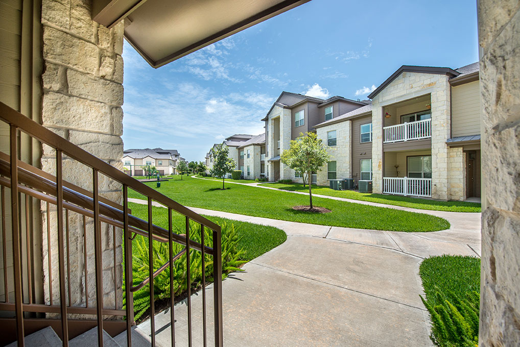 Brazos Ranch Rosenberg 1049+ for 1, 2 & 3 Bed Apts