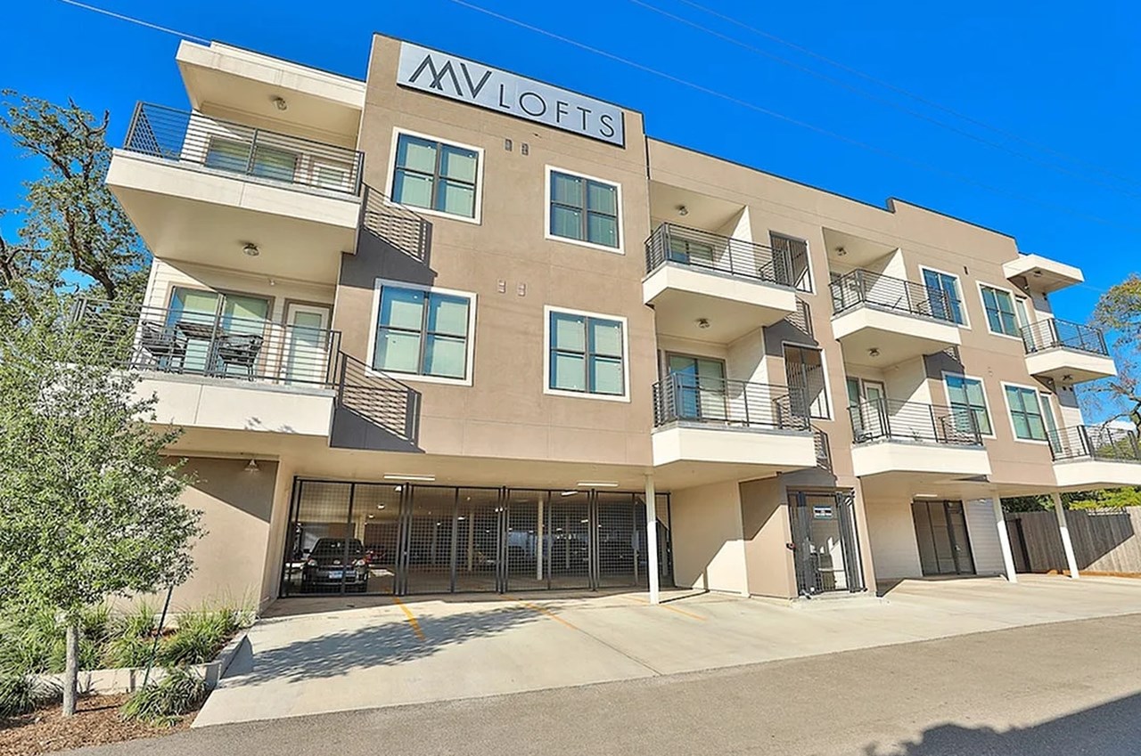 Mt. Vernon Montrose Lofts - Houston, TX - Photo 1 of 4