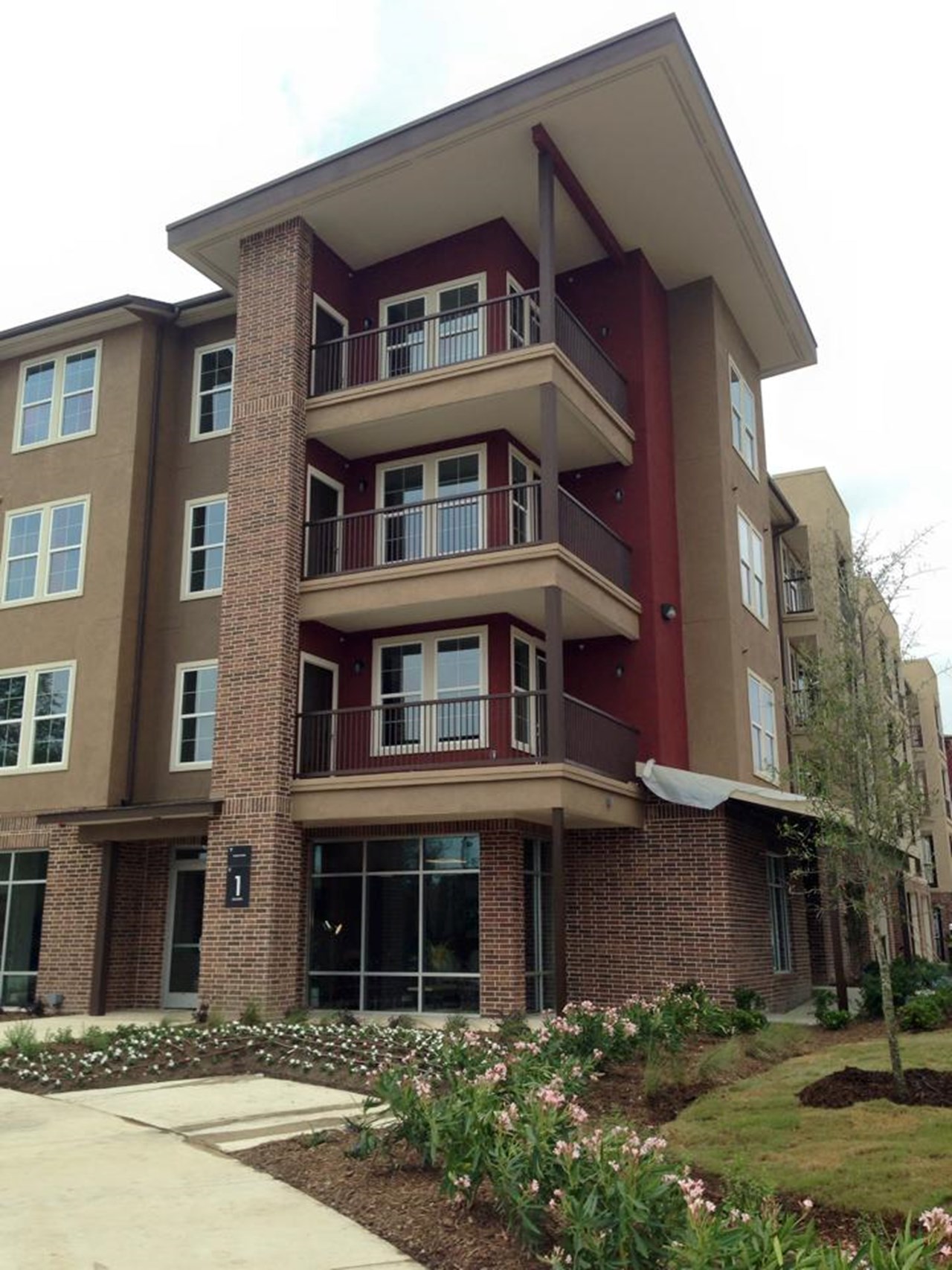 Vance at Huebner Oaks - San Antonio, TX - Photo 1 of 25
