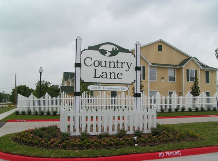 Country Lane Apartments