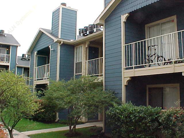 Over the Rainbow Apartment