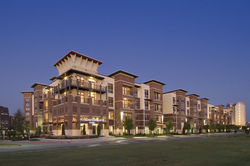 IMT Lakeshore Lofts Apartment