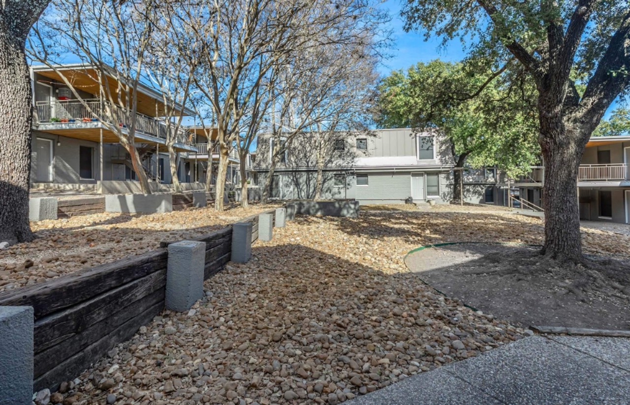 Morgan Manor - San Antonio, TX - Photo 1 of 10