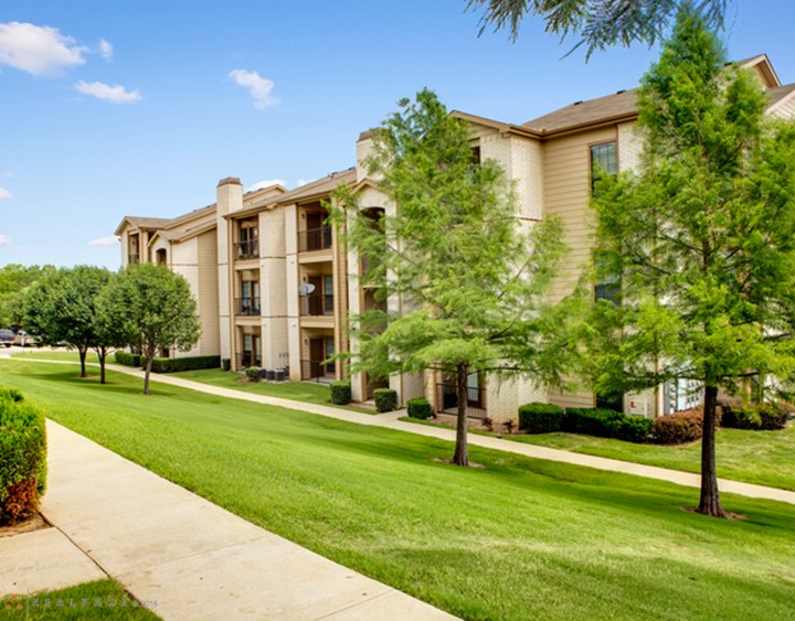 Windsong of Fort Worth 1337+ for 1, 2 & 3 Bed Apts