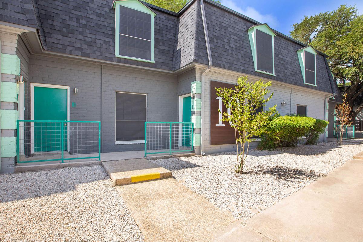 Jackson San Antonio 899+ for 1, 2 & 3 Bed Apts