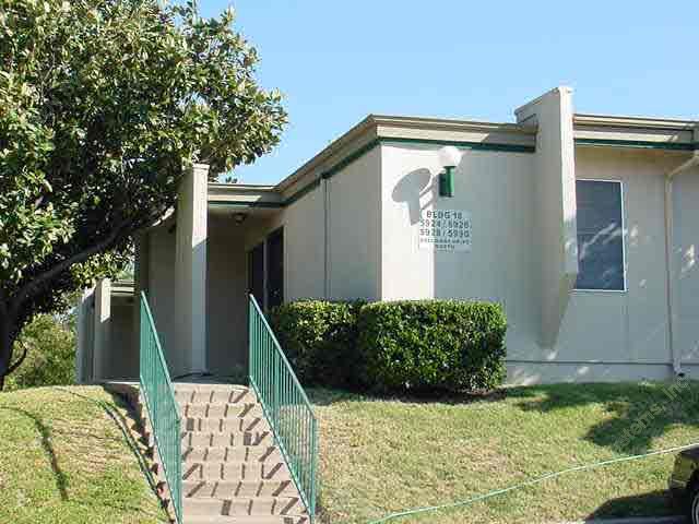 Martha's Villa - Exterior - Photo 5 of 6