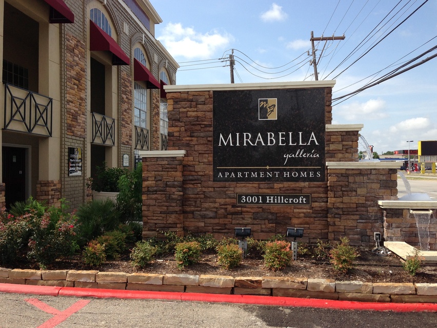 Galleria Flats - Entrance - Photo 2 of 11