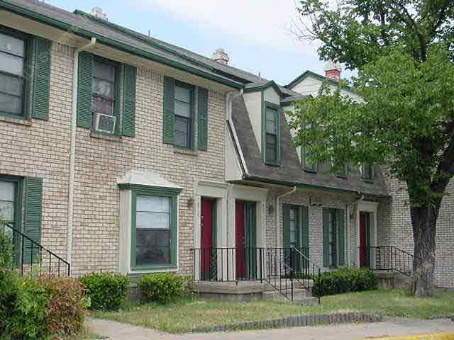 Chase Place Apartment