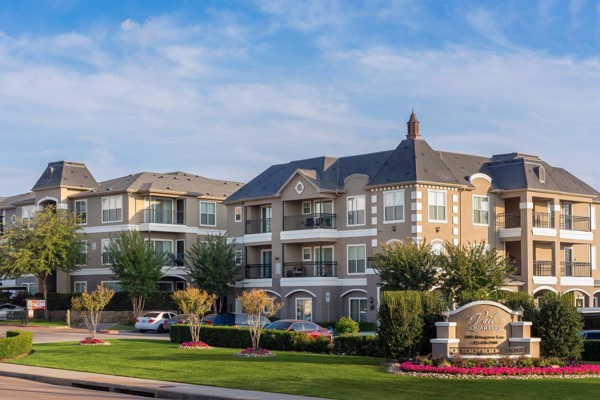 Vail Quarters