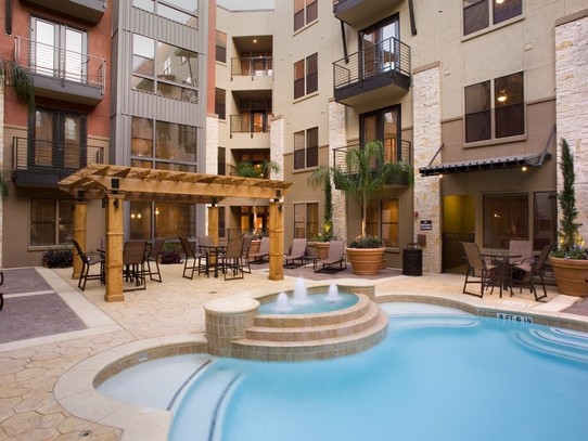 Gables Upper Kirby II Apartment