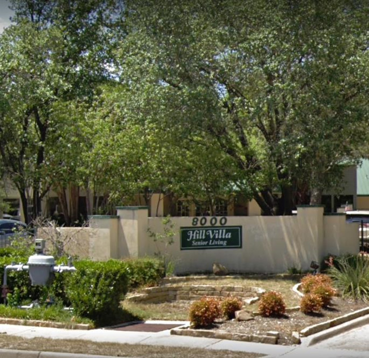 Hill Villa - Fort Worth, TX - Photo 1 of 5