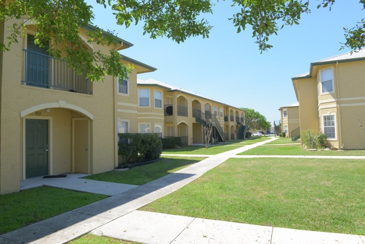 Northwood Luxury Apartments - New Braunfels, TX - Photo 1 of 30