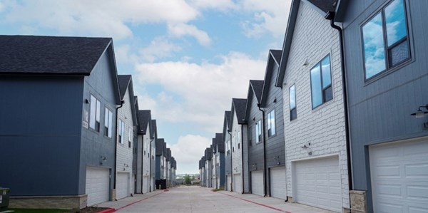Crestview Townhomes