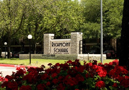 Richmont Square (Closing) Apartment
