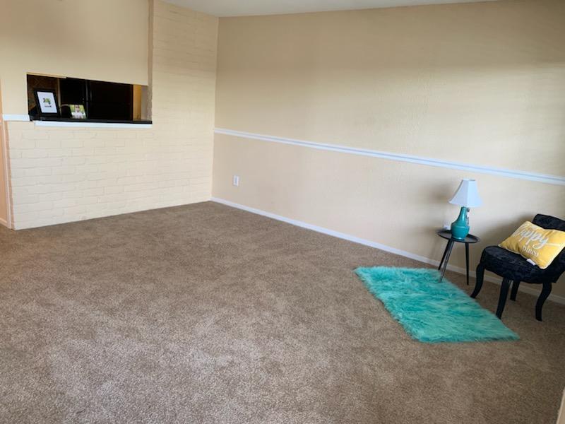 Siena on Westheimer - Living - Photo 3 of 17