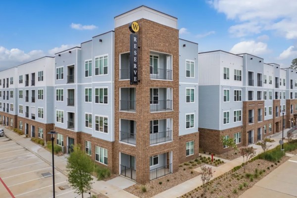 Reserve at Woodland Lakes