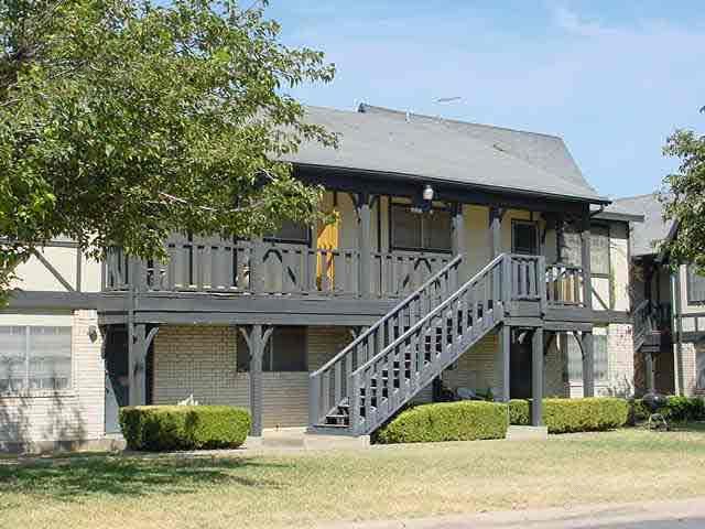 Country Day Apartment