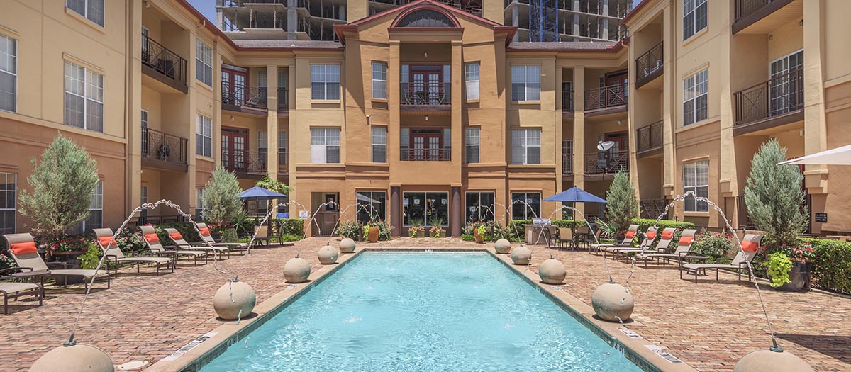 MAA McKinney Avenue II - Dallas, TX - Photo 1 of 8