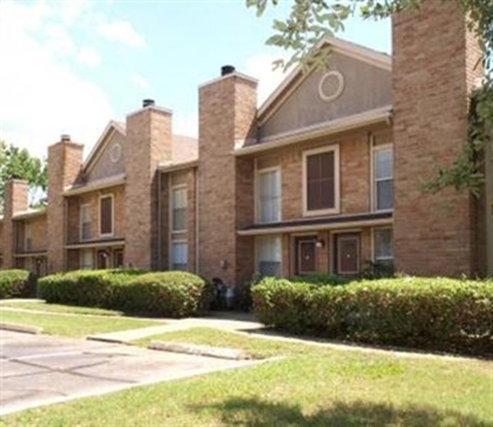 Abbey at Conroe Apartments 799+ for 1 & 2 Bed Apts