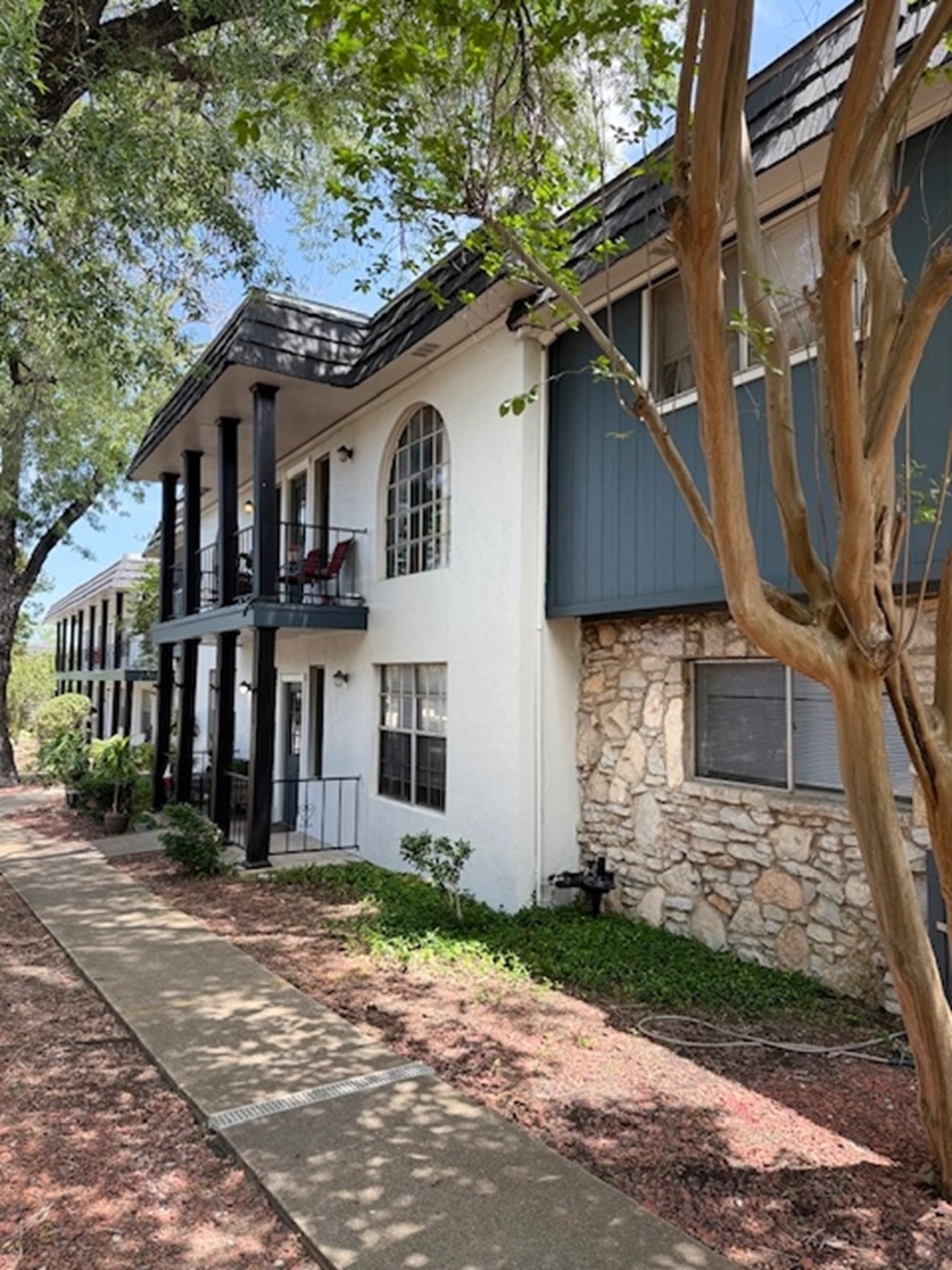Wilshire Woods - San Antonio, TX - Photo 1 of 12