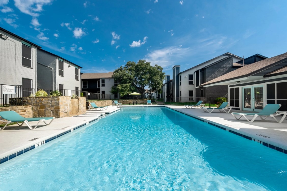 Harwell - Pool - Photo 8 of 26