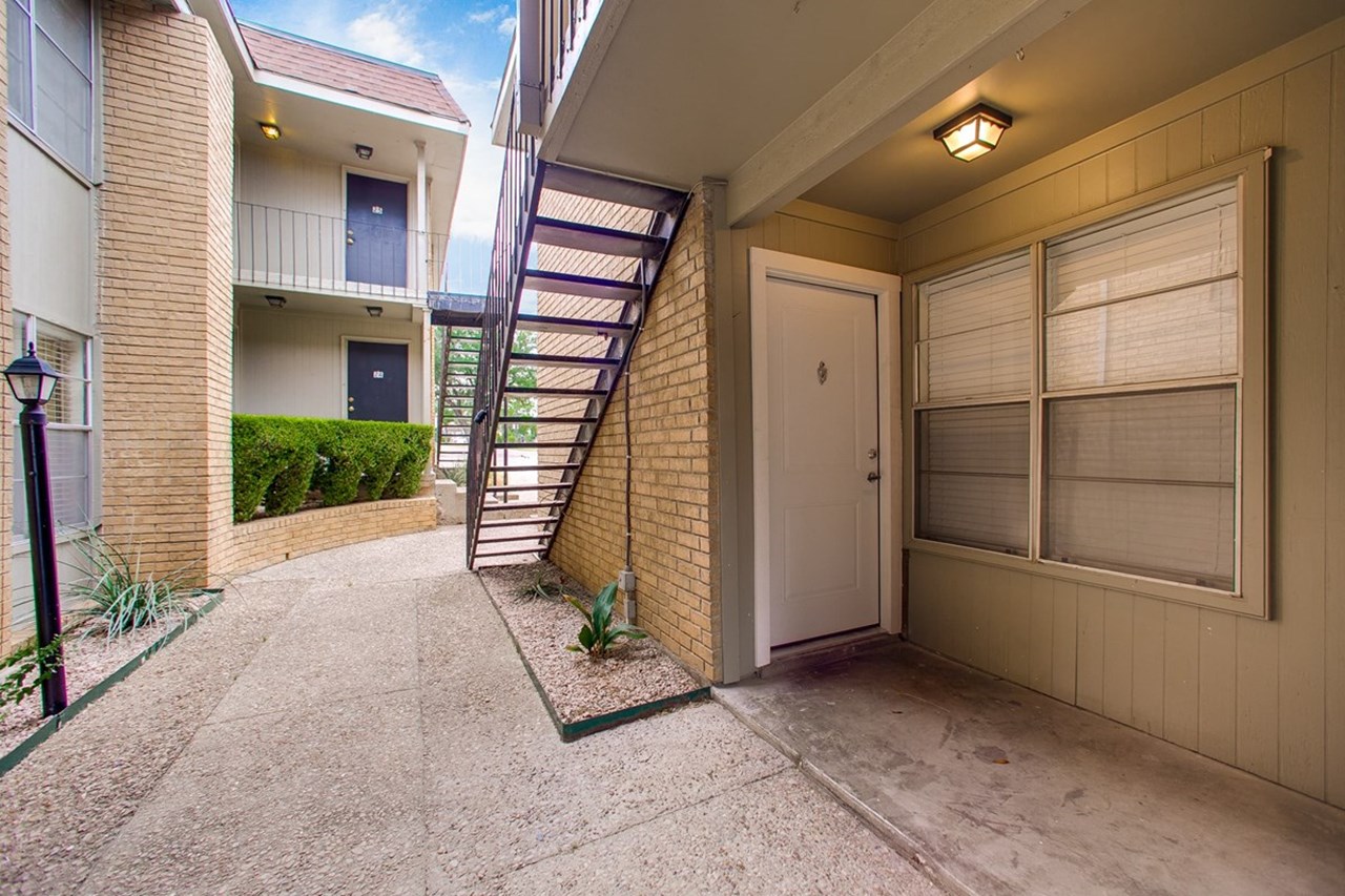 West 1901 - Fort Worth, TX - Photo 1 of 14