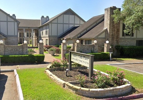 Country Club Place Apartments