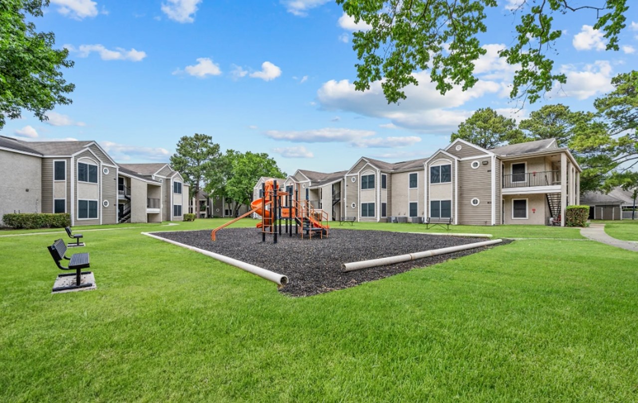Willow Green - Houston, TX - Photo 1 of 23