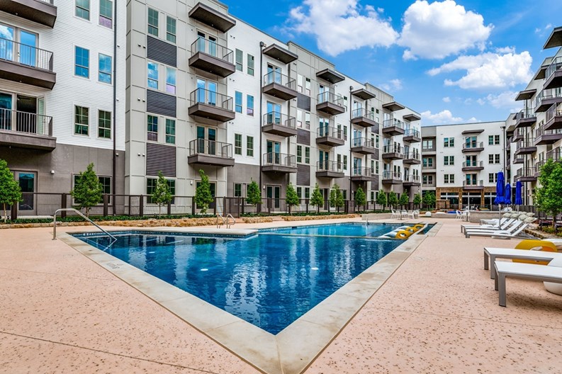 Luxia River East Apartments