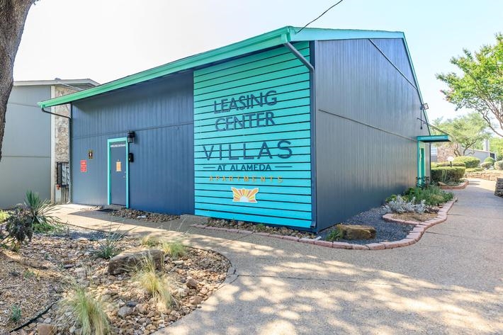 Villas at Alameda - Office - Photo 5 of 38