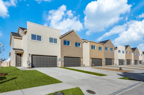 Townhomes at Sam Rayburn