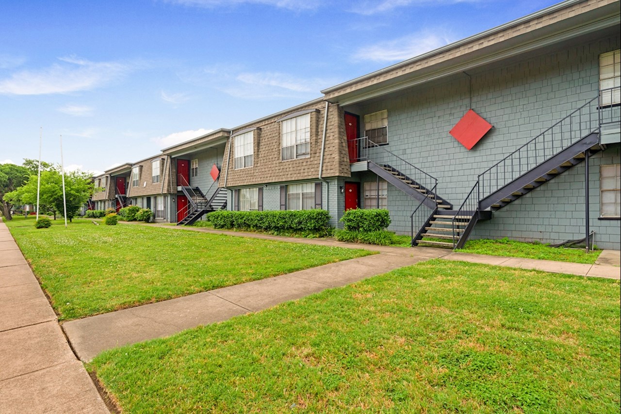 Crossings - Garland, TX - Photo 1 of 21
