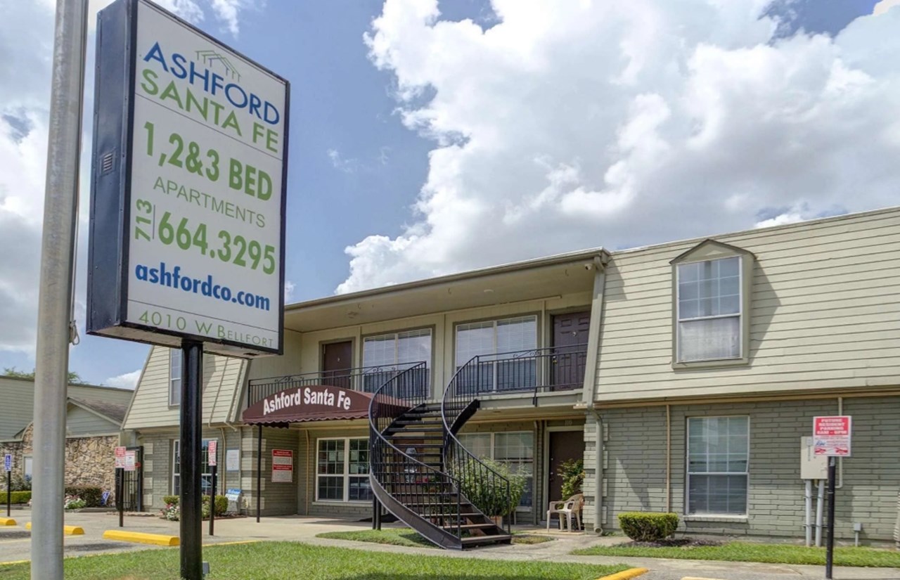 Ashford Santa Fe - Houston, TX - Photo 1 of 2