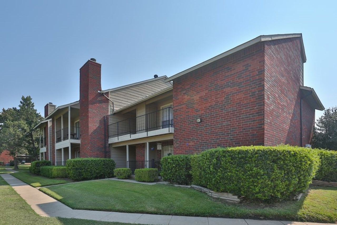 Palisades at Bear Creek - Euless, TX - Photo 1 of 39