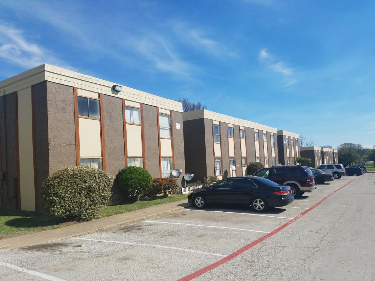 Park Ridge Community in Garland, TX View Photos, Floorplans & Pricing