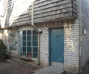 Alexander House Apartment