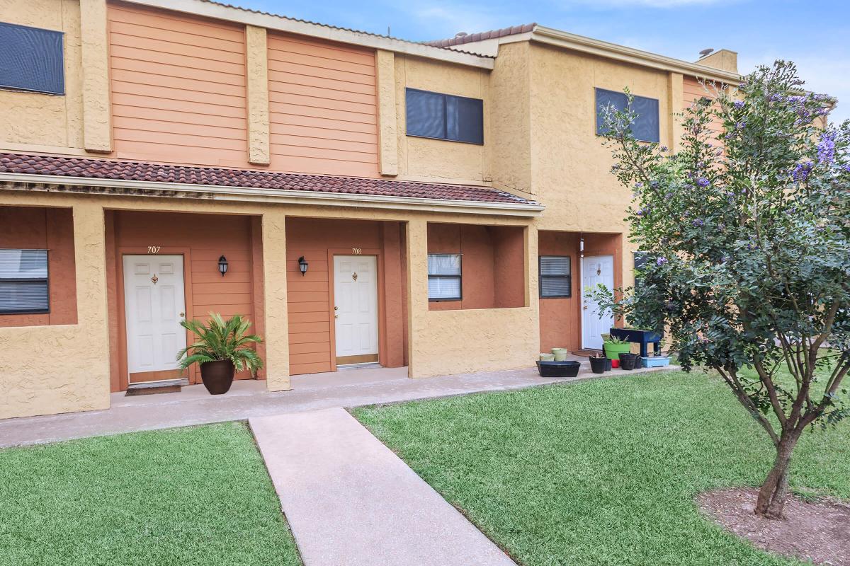 Bluff Springs Austin View Floorplans, Photos & More