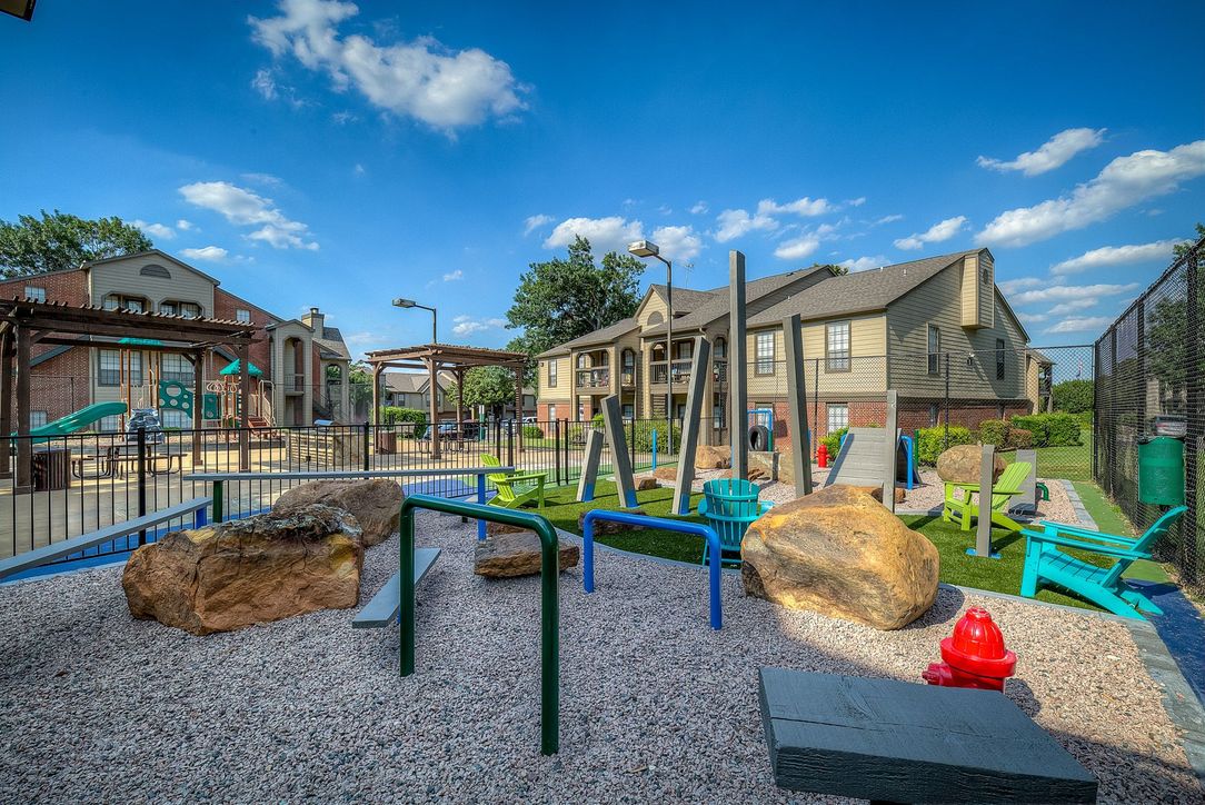 Residence at North Dallas I & II - Dog Park - Photo 8 of 41