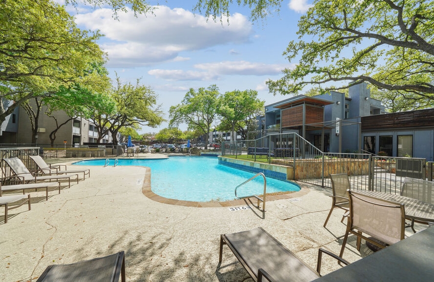 Aberdeen at Bellmar - Pool - Photo 3 of 21
