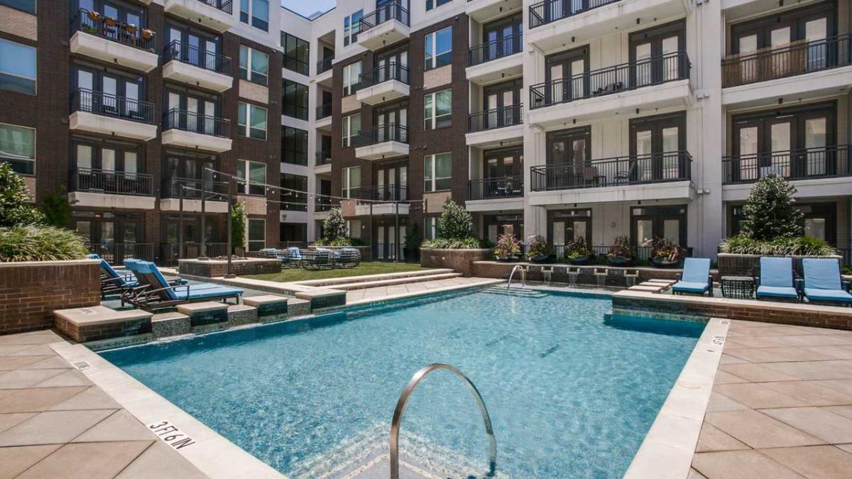 L2 Uptown Apartments Dallas 1868+ for 1 & 2 Bed Apts