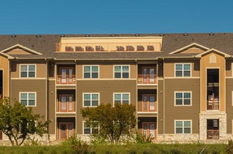 List Of 290 Apartments Starting At 440 View Listings