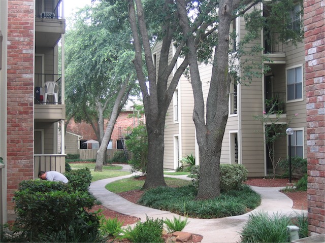 Ashford Court Apartment