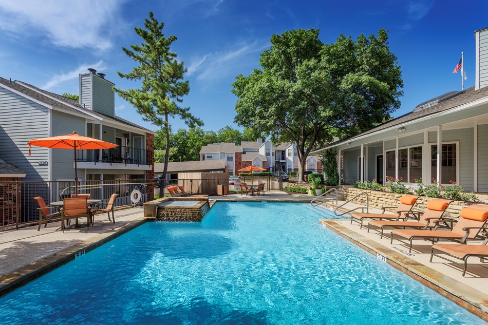 1303 Main - Pool - Photo 3 of 12