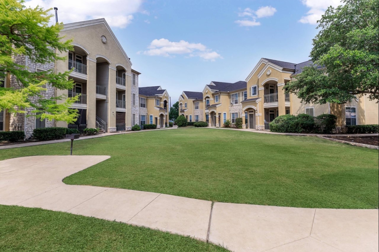 Costa Cadiz - San Antonio, TX - Photo 1 of 28