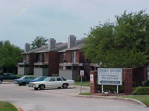 Thorn Manor Apartments