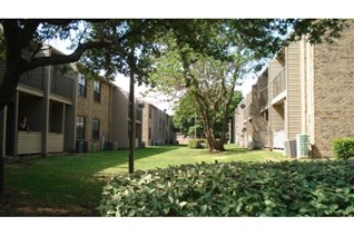 Hulen Gardens Apartments Fort Worth Texas