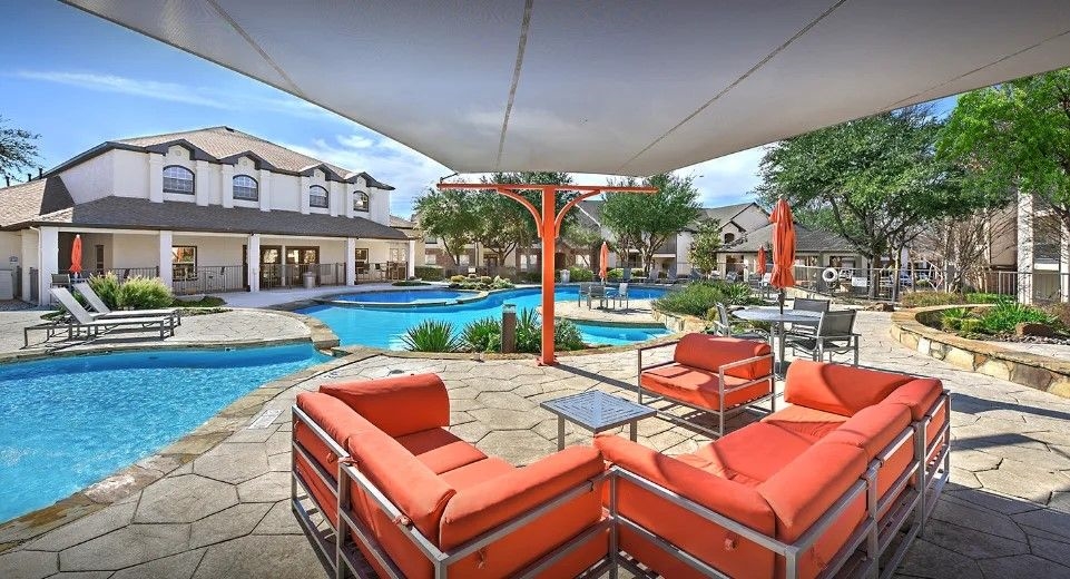 Ladera I & II - Pool - Photo 6 of 20