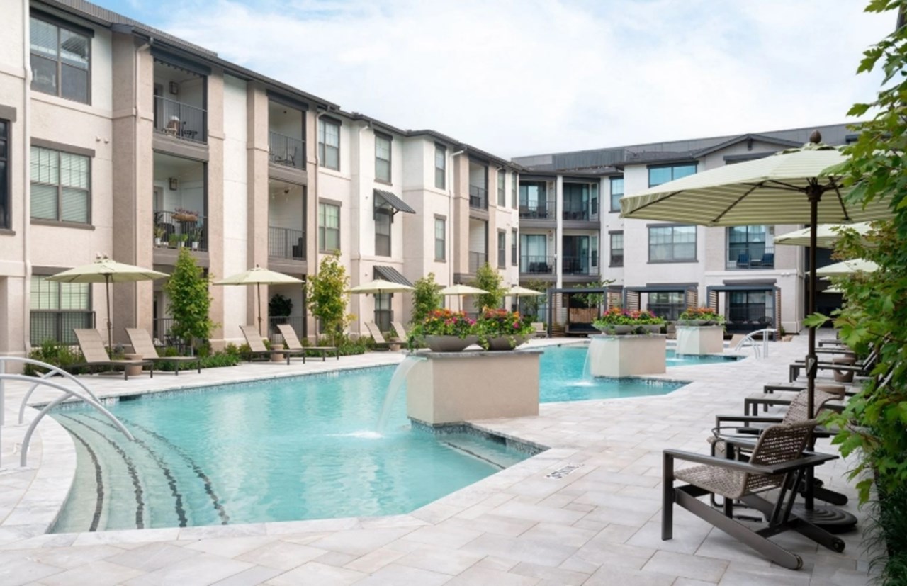 Fitzhugh Urban Flats - Dallas, TX - Photo 1 of 11