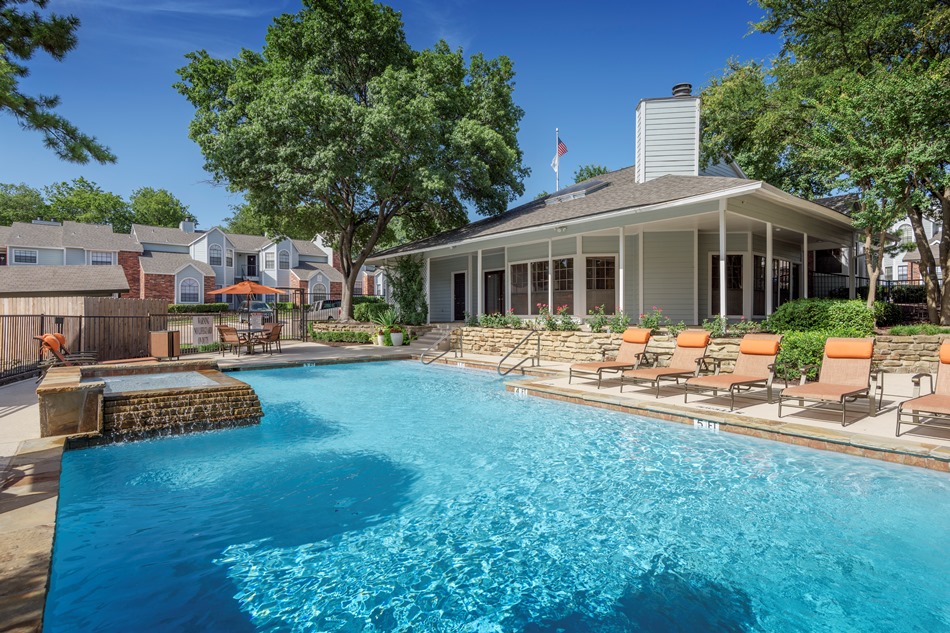 1303 Main - Pool - Photo 2 of 12